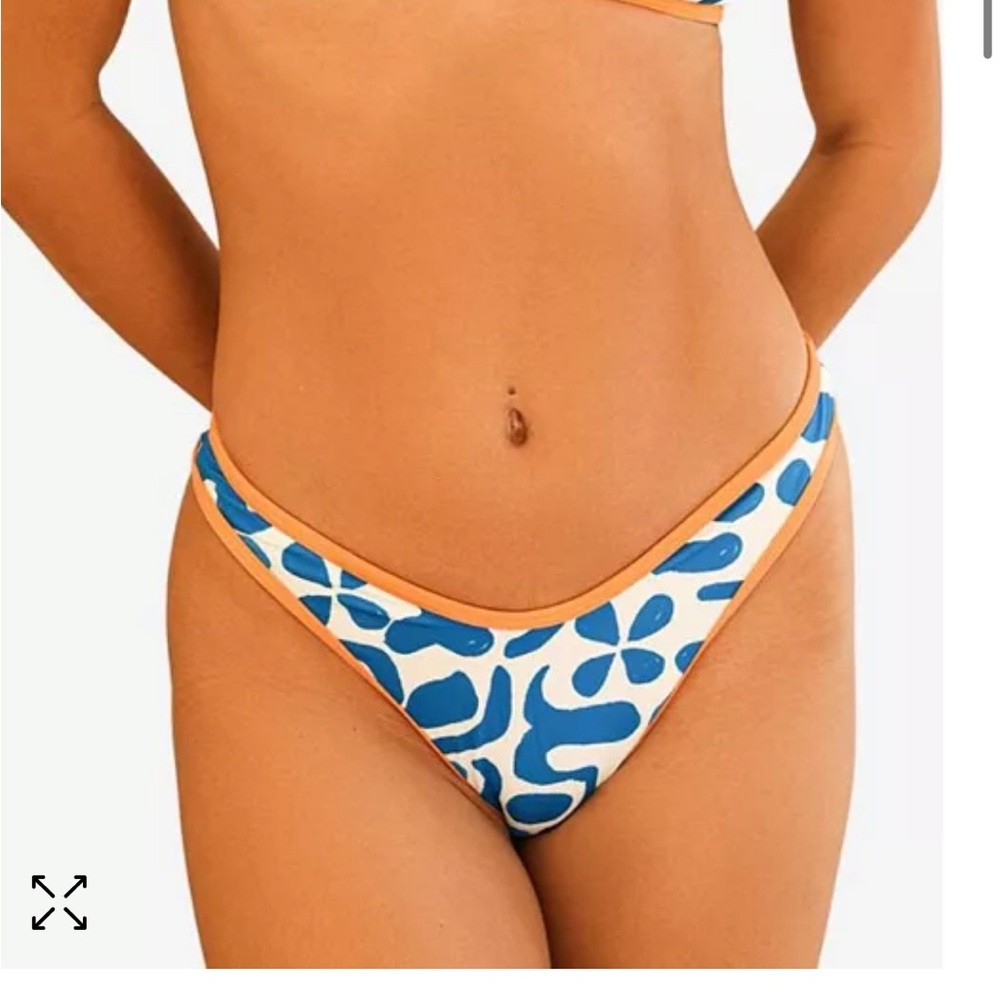 NWT dippin daisys bikini bottom